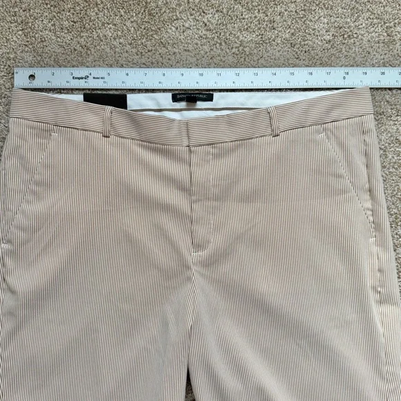 Banana Republic 10” Inseam Shorts Women’s 16 Tan White Stripe NEW (See Photos) - Picture 8 of 12